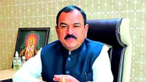 शारीरिक संबंध ठेव नाहीतर…, भोंदूबाबाच्या लॉकेटचं रहस्य काय? महिला उद्ध्वस्त, अनेक वर्ष लैंगिक शोषण आणि…